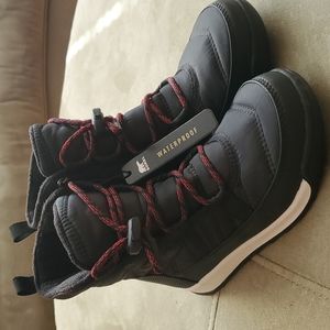 Brand New Sorel boots sz 2
